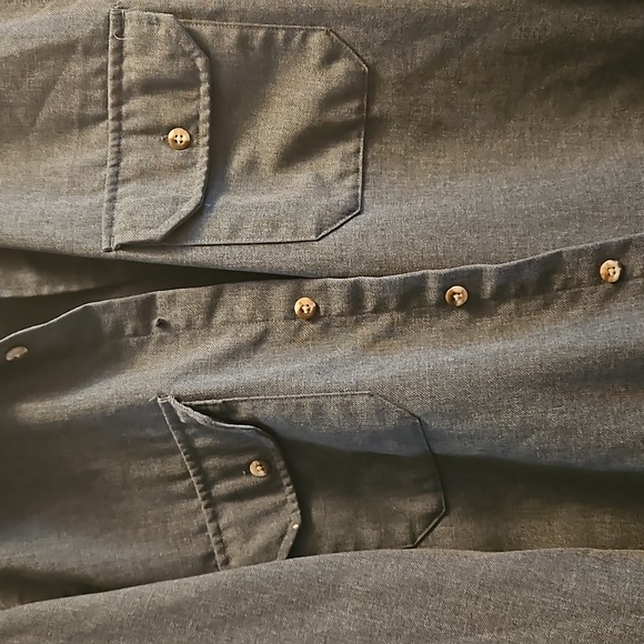 Cabela - Picture 3 of 4